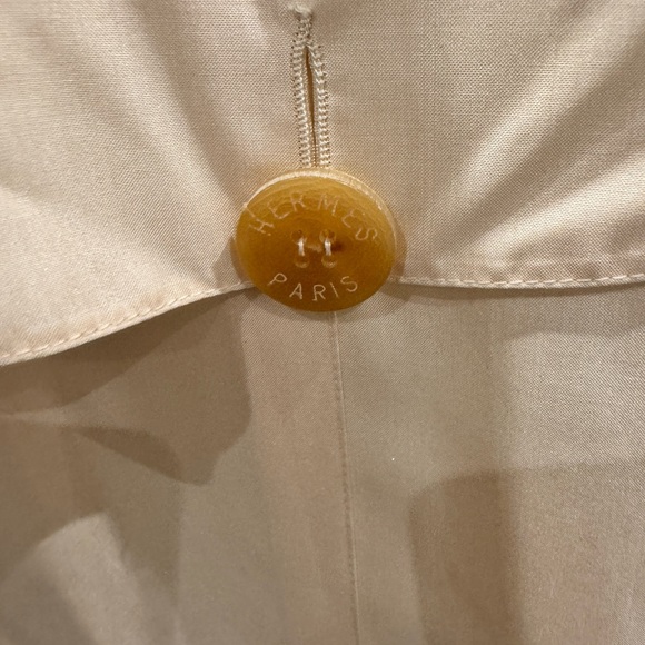 AUTHENTIC VINTAGE HERMES CREAM SILK COAT WRAP RAIN-COAT - Picture 6 of 9